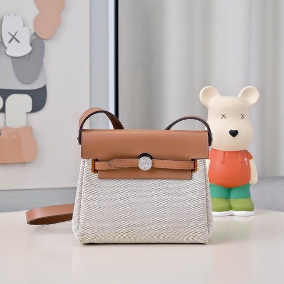 Herbag 20cm  030102 AM 3colour